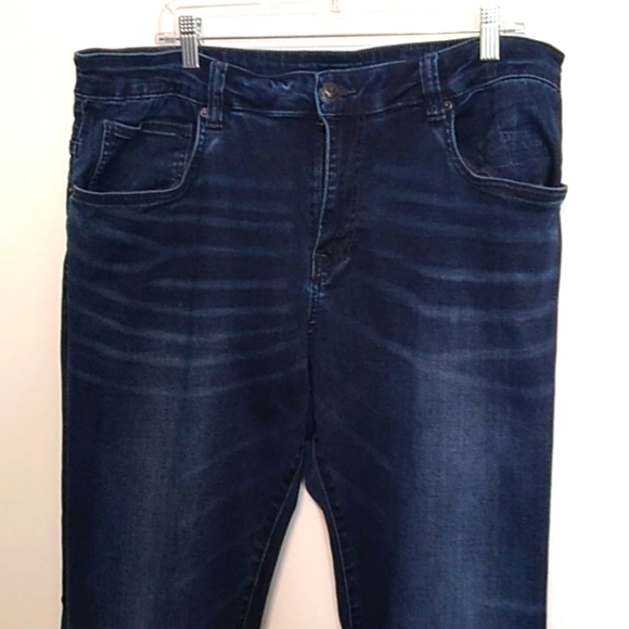 Buffalo David Bitton - Dark Washj Men's Straight Six Jeans - Picture 3 of 8